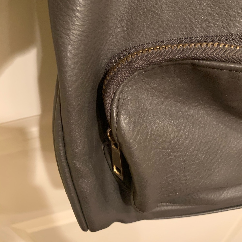 Grey Purse - Picture 4 of 7